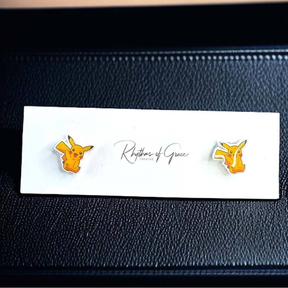 Pikachu Pokémon Stud Earrings New